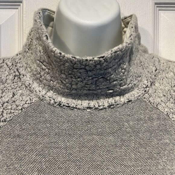 Prana Light‎ Grey Wool Blend Pullover Sweatshirt Size M - Picture 2 of 14